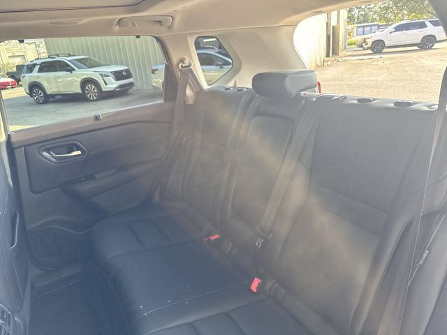 Used 2023 Nissan Rogue SL w/ SL Premium Package FWD image 14