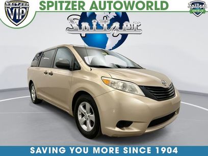 Used 2012 Toyota Sienna w/ Towing Pkg