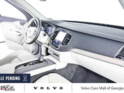 Certified 2024 Volvo XC90 T8 Plus w/ Protection Package Premier AWD/4WD image 24