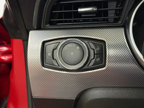 Used 2020 Ford Mustang GT RWD image 22