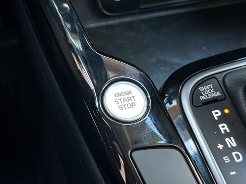 Certified 2025 Kia Soul S FWD image 23