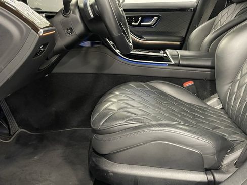 Used 2022 Mercedes-Benz S 500 4MATIC image 11