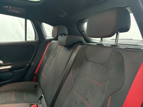 New 2026 Mercedes-Benz GLA 35 AMG 4MATIC image 19