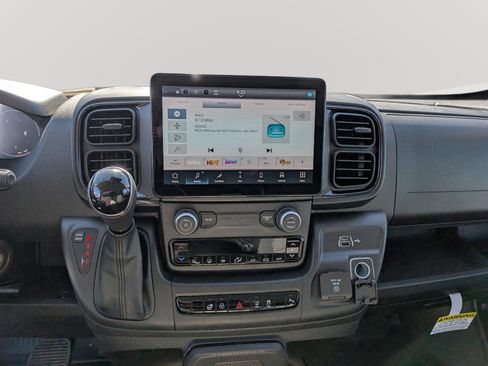 New 2025 RAM ProMaster 1500 w/ Premium Convenience Group FWD image 14
