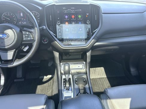 Used 2024 Subaru Ascent Onyx Edition AWD/4WD image 12