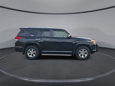 Used 2013 Toyota 4Runner SR5 image 9