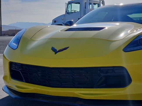 Used 2017 Chevrolet Corvette Grand Sport image 7