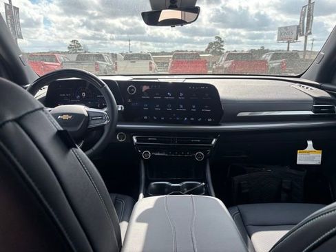 New 2026 Chevrolet Traverse LT w/ Enhanced Driving Package image 15