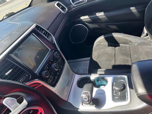 Used 2015 Jeep Grand Cherokee SRT w/ Luxury Group II AWD/4WD image 11