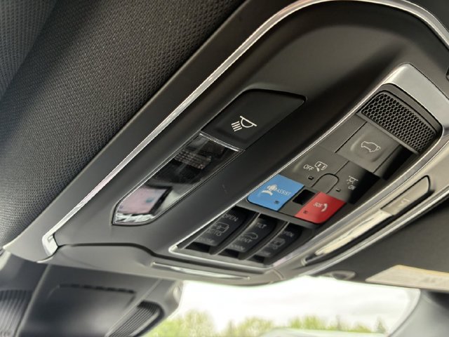 Used 2026 Jeep Cherokee Limited AWD/4WD image 23