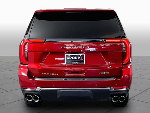 Certified 2025 GMC Yukon XL Denali Ultimate w/ LPO, Floor Liner Package AWD/4WD image 5