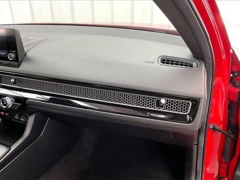 Certified 2024 Honda Civic Sport image 17