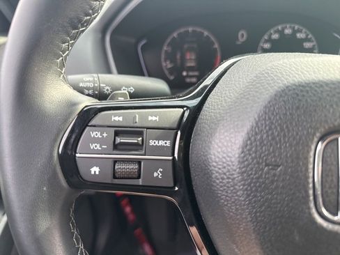 Used 2025 Honda Civic Sport image 13