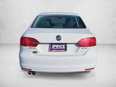 Used 2012 Volkswagen Jetta SE image 6