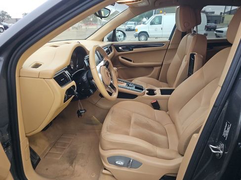 Used 2016 Porsche Macan S image 7