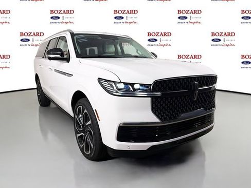New 2026 Lincoln Navigator L Reserve AWD/4WD image 1