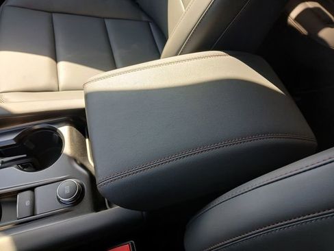 New 2026 Ford Explorer Active AWD/4WD image 23