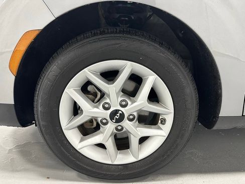 Used 2024 Kia Soul LX w/ Option Group 015 image 57
