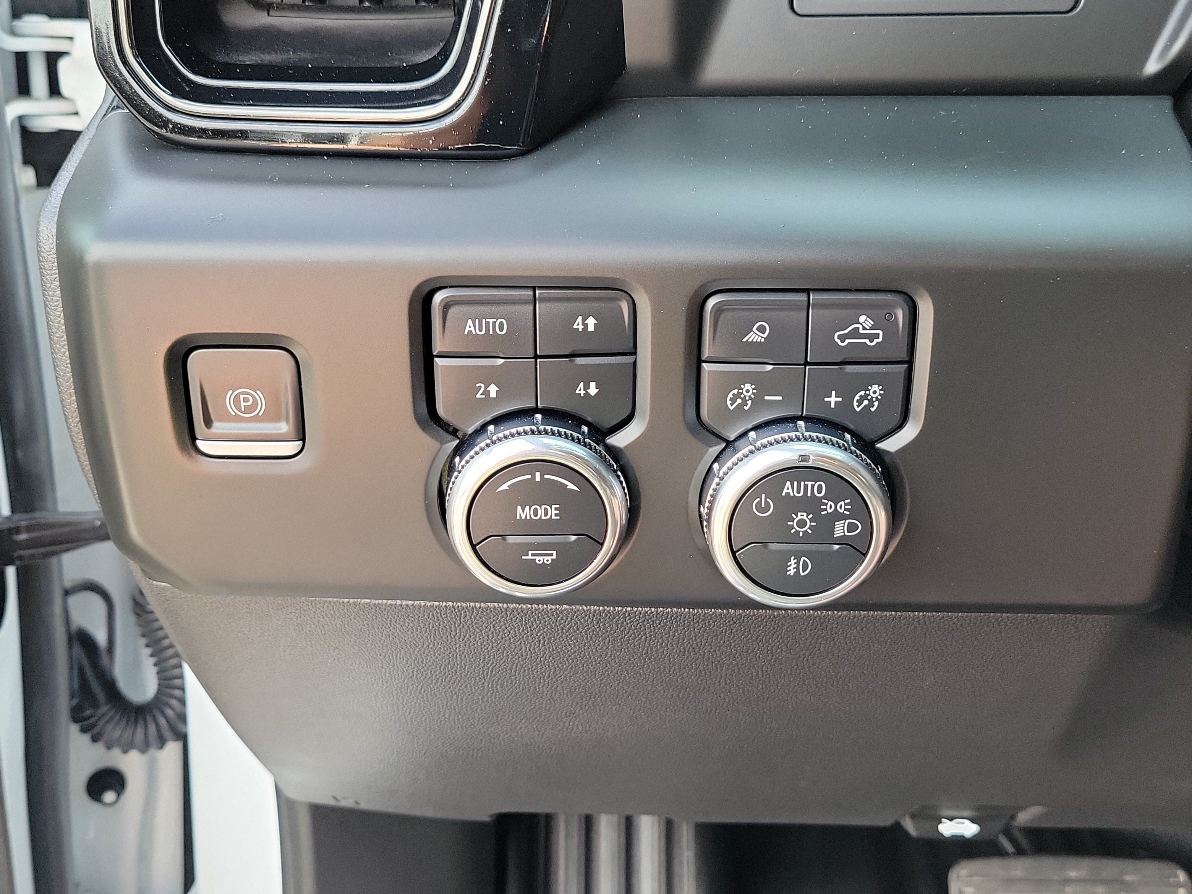 Used 2024 GMC Sierra 1500 AT4 w/ AT4 Premium Package AWD/4WD image 20