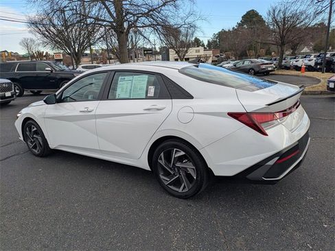 Certified 2025 Hyundai Elantra Sport image 6