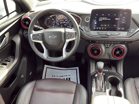 Used 2025 Chevrolet Blazer RS image 17