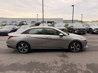 Certified 2023 Hyundai Elantra SEL w/ Convenience Package FWD video 2