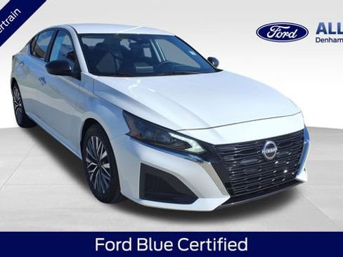 Used 2025 Nissan Altima 2.5 SV image 1