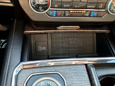 Used 2021 Ford Expedition Limited AWD/4WD image 18