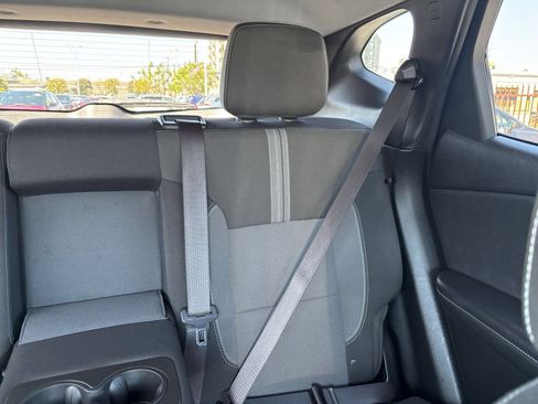 Used 2025 Chevrolet Blazer LT FWD image 38