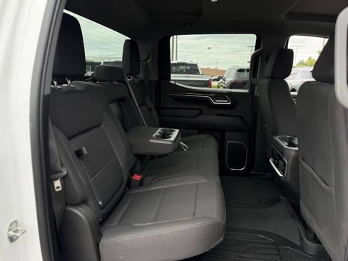 Used 2023 GMC Sierra 1500 Elevation w/ LPO, Elevation Black Package AWD/4WD image 17