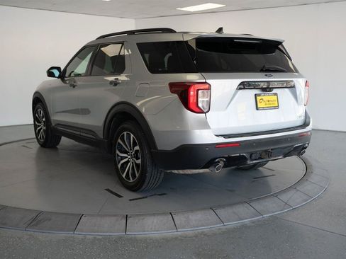 Used 2022 Ford Explorer ST-Line w/ Class IV Trailer Tow Package AWD/4WD image 6