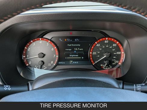 Used 2025 Nissan Frontier Pro-X RWD image 19