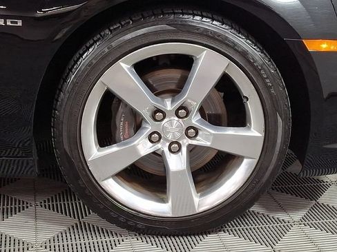 Used 2010 Chevrolet Camaro SS w/ RS Package RWD image 10