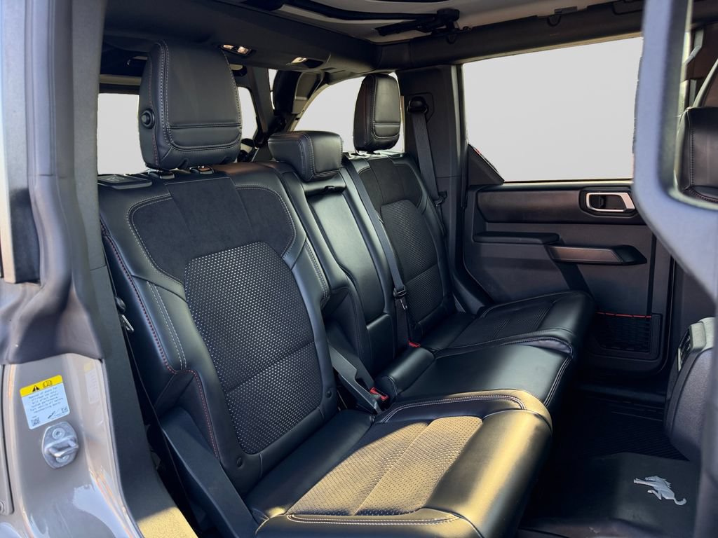 Used 2025 Ford Bronco Raptor AWD/4WD image 18