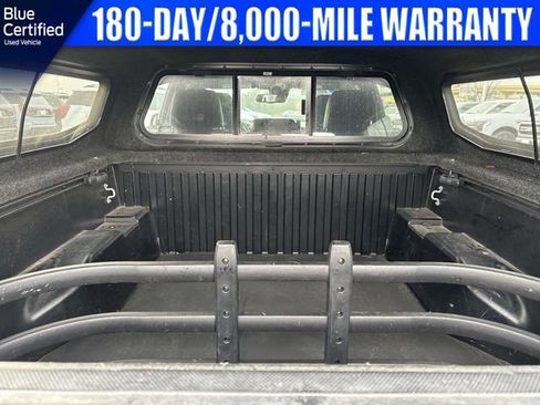 Used 2019 Toyota Tacoma TRD Off-Road image 32