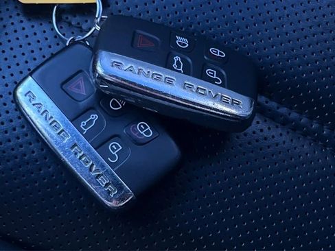 Used 2016 Land Rover Range Rover HSE AWD/4WD image 15