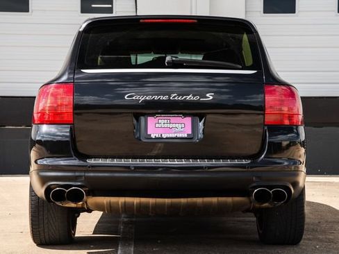 Used 2006 Porsche Cayenne Turbo S AWD/4WD image 16
