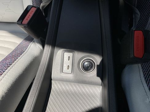 Certified 2025 MINI Cooper S image 44