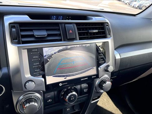 Used 2024 Toyota 4Runner SR5 Premium image 31