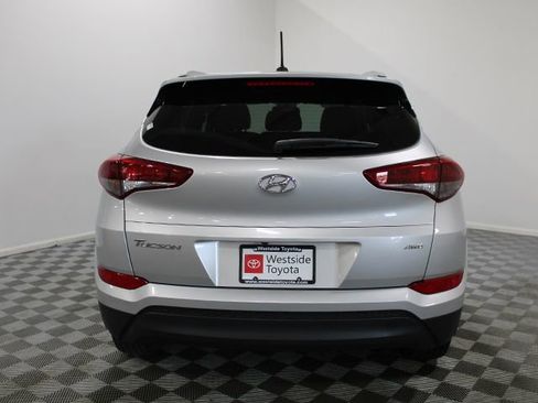 Used 2017 Hyundai Tucson SE AWD/4WD image 5