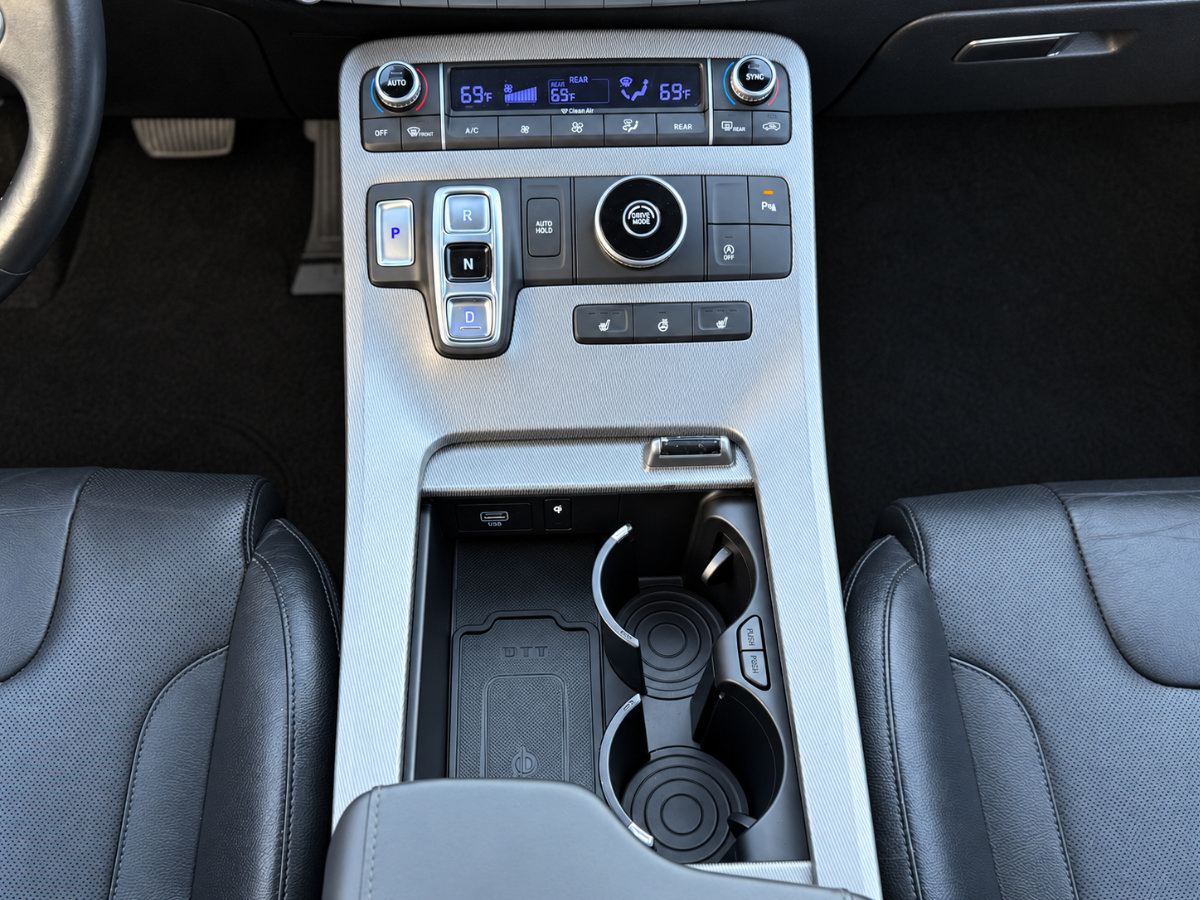 Used 2022 Hyundai Palisade SEL w/ 8P Bench Seat Package FWD image 30