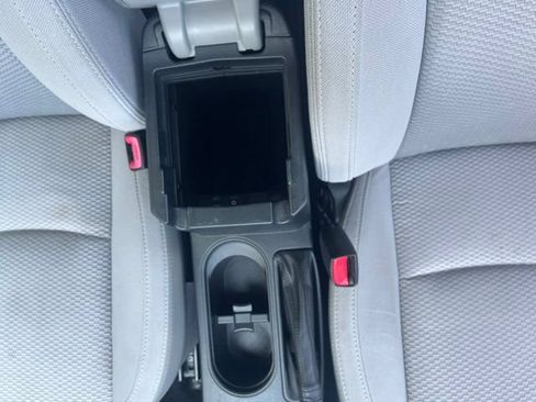 Used 2018 Subaru Forester 2.5i Premium AWD/4WD image 12