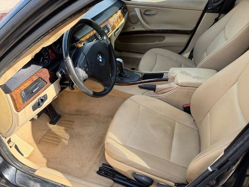 Used 2006 BMW 325i Sedan image 9