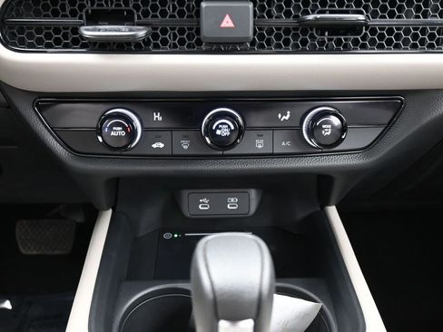 Certified 2026 Honda HR-V LX image 44