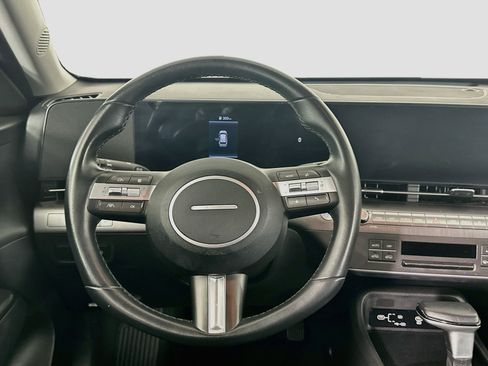 Used 2025 Hyundai Kona SEL FWD image 18