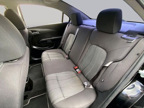 Used 2019 Chevrolet Sonic LT FWD image 20