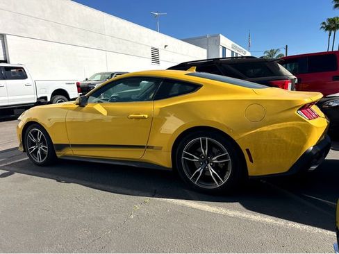 Used 2024 Ford Mustang EcoBoost image 4