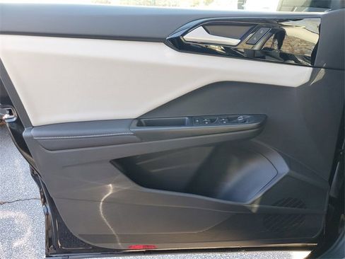 New 2026 Volkswagen Taos S image 30