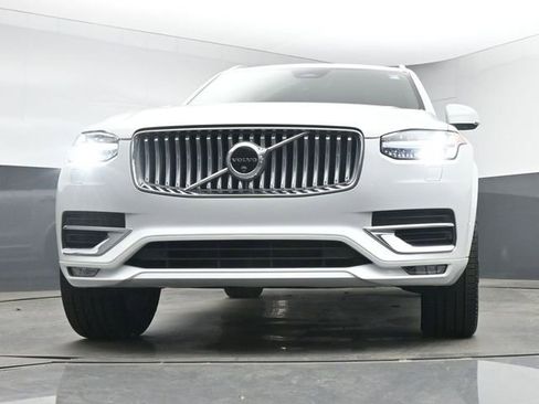 Used 2024 Volvo XC90 B6 Plus w/ Protection Package Premier AWD/4WD image 39