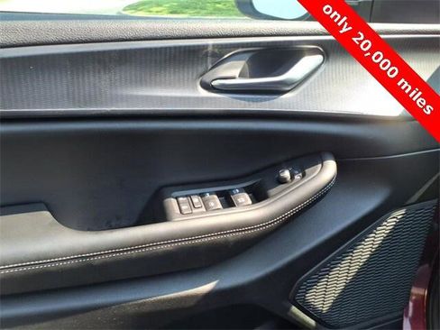 Certified 2024 Jeep Grand Cherokee Laredo X image 9